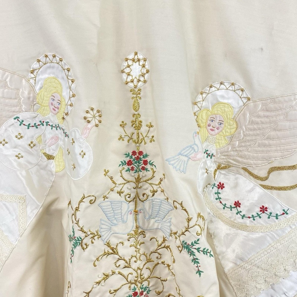 Chasuble Vestment Ivory Hand Sewn Hand Embroidered Angels - Picture 4 of 12